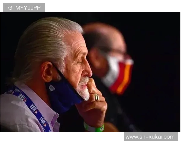 嘴炮与卡哈比的巅峰对决谁将成为拳坛新王者的传奇之战